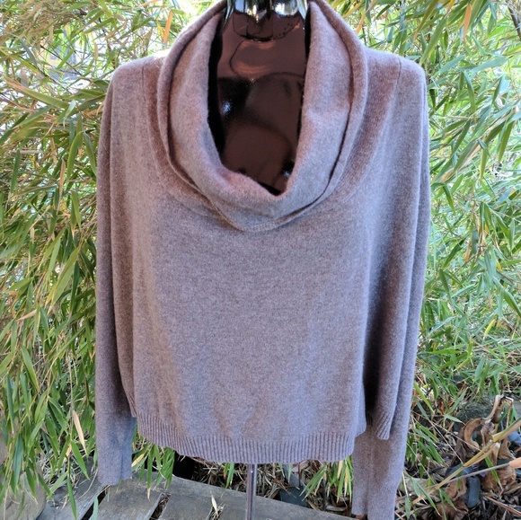 REPEAT Sweaters - REPEAT Cashmere sweater szM